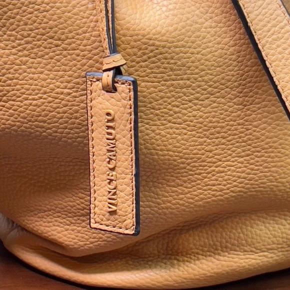 Tan Leather Vince Camuto shoulder bag - Picture 2 of 3